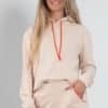 Sweat à capuche beige ALIYAH look
