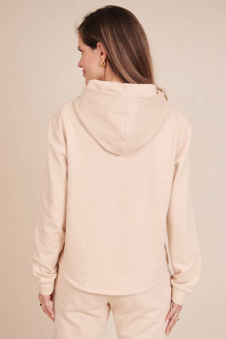 Sweat à capuche ALIYAH Beige – Image 2